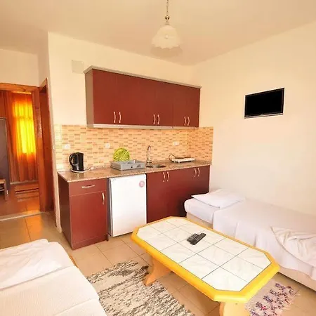 Anna شقة فندقية